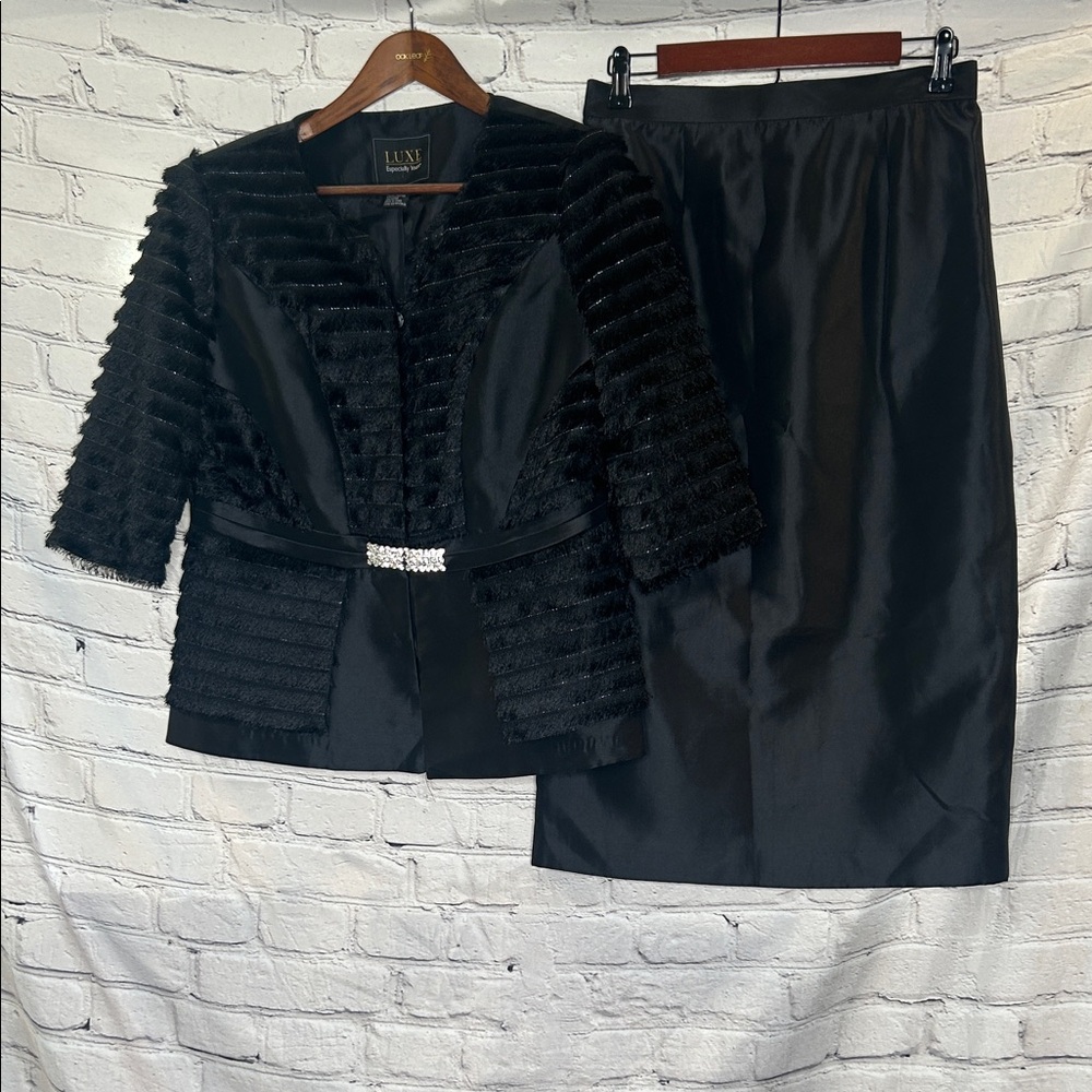 Luxe Especially Yours Black 2-Piece Special Occasion Jacket & Skirt Size 10